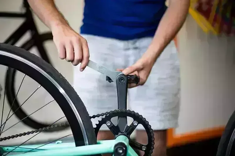 Changing bike pedals: The Best Way to Replace Bike Pedals 2022 Tighten the pedals